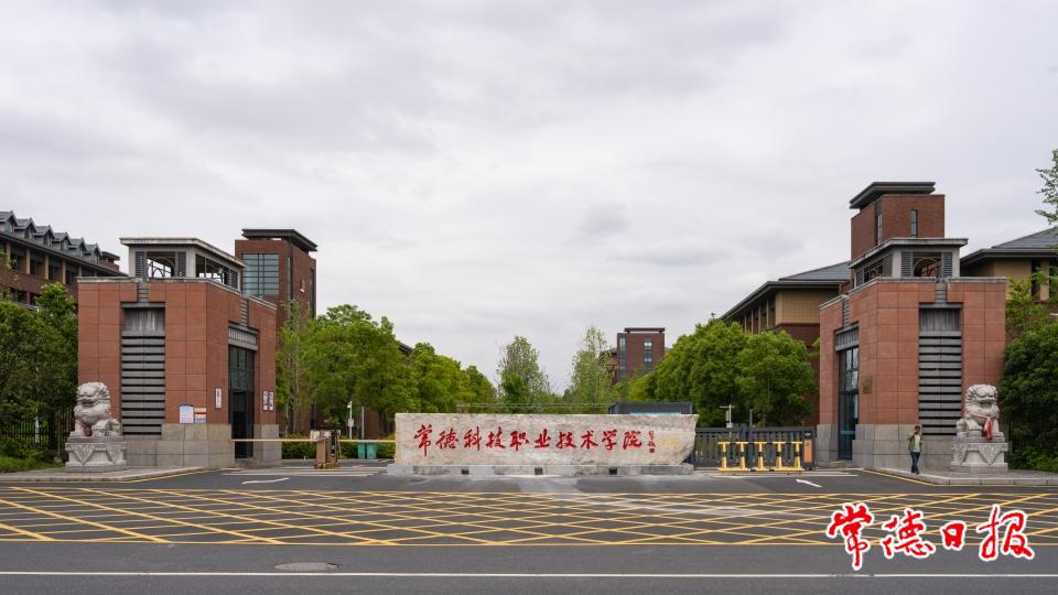 专版9.jpg