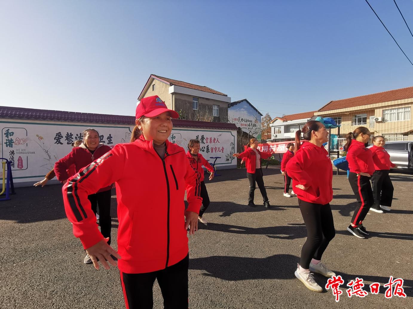 洪流闸村精神文明创建2.jpg