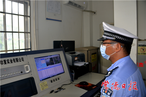 货车2.jpg